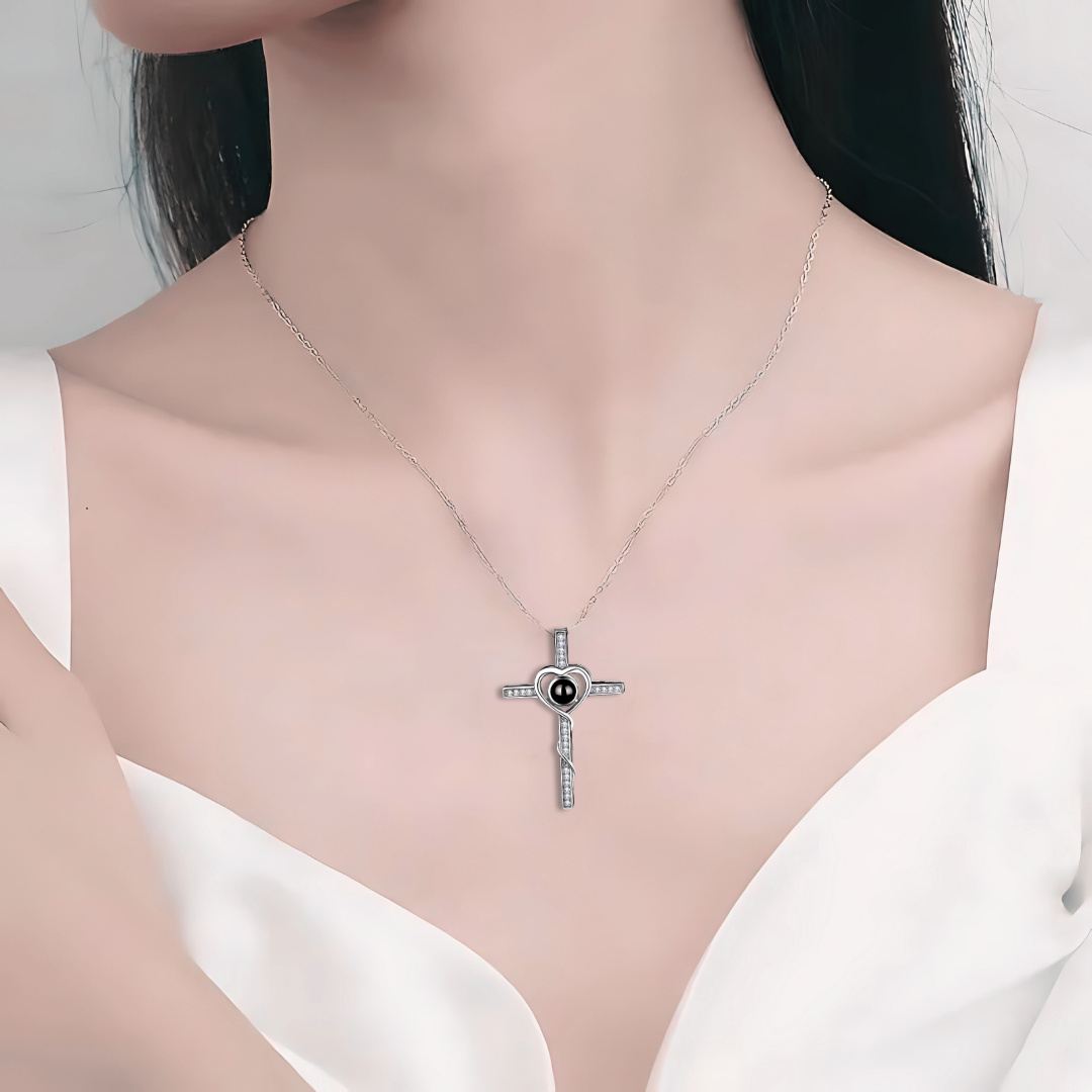 CrossHeart Necklace