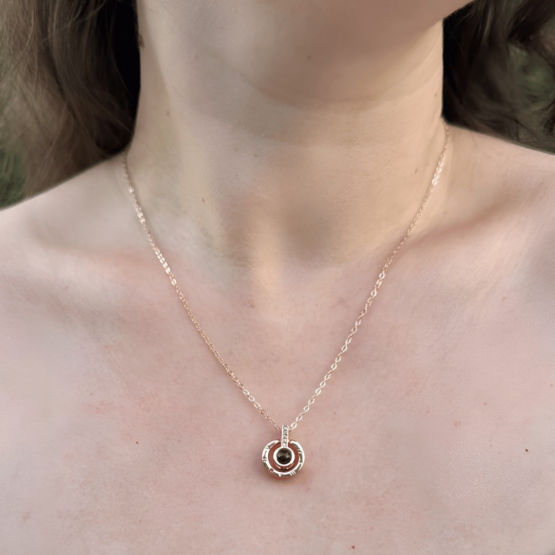 RoundGleam Necklace